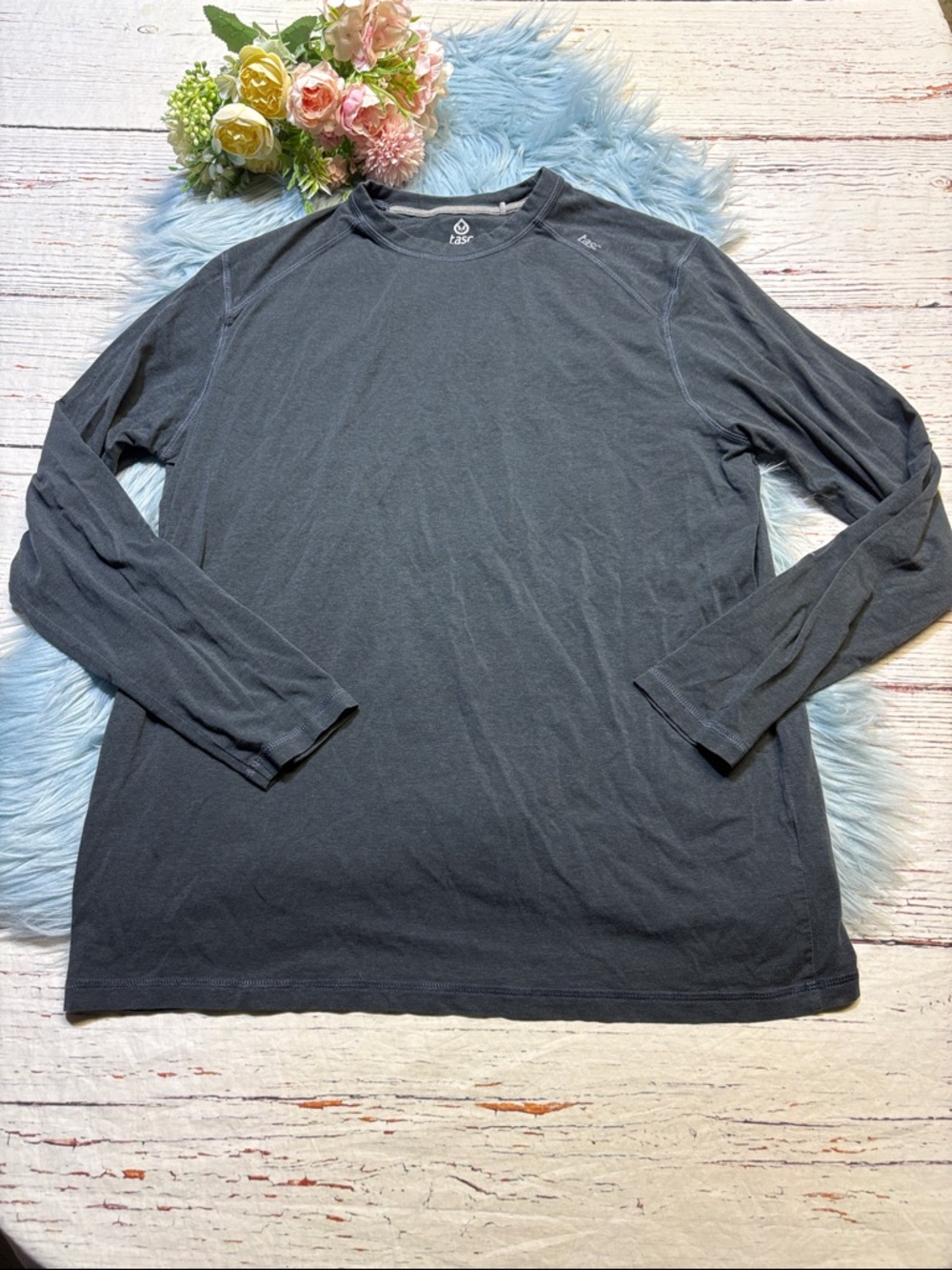 Tasc Bamboo Performance Technology Charcoal Long Sleeve Tee sz L